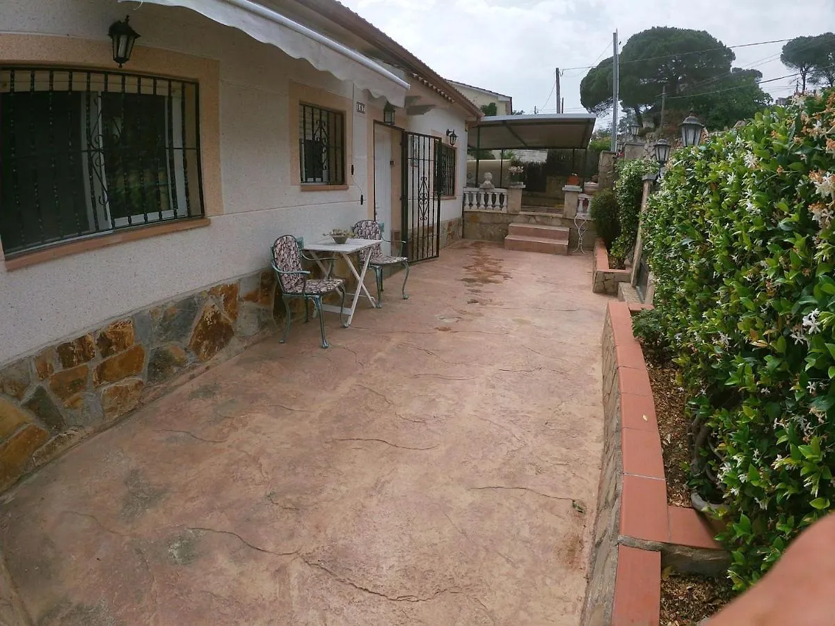 Сasa de vacaciones The Happy House Villa Mont Barbat