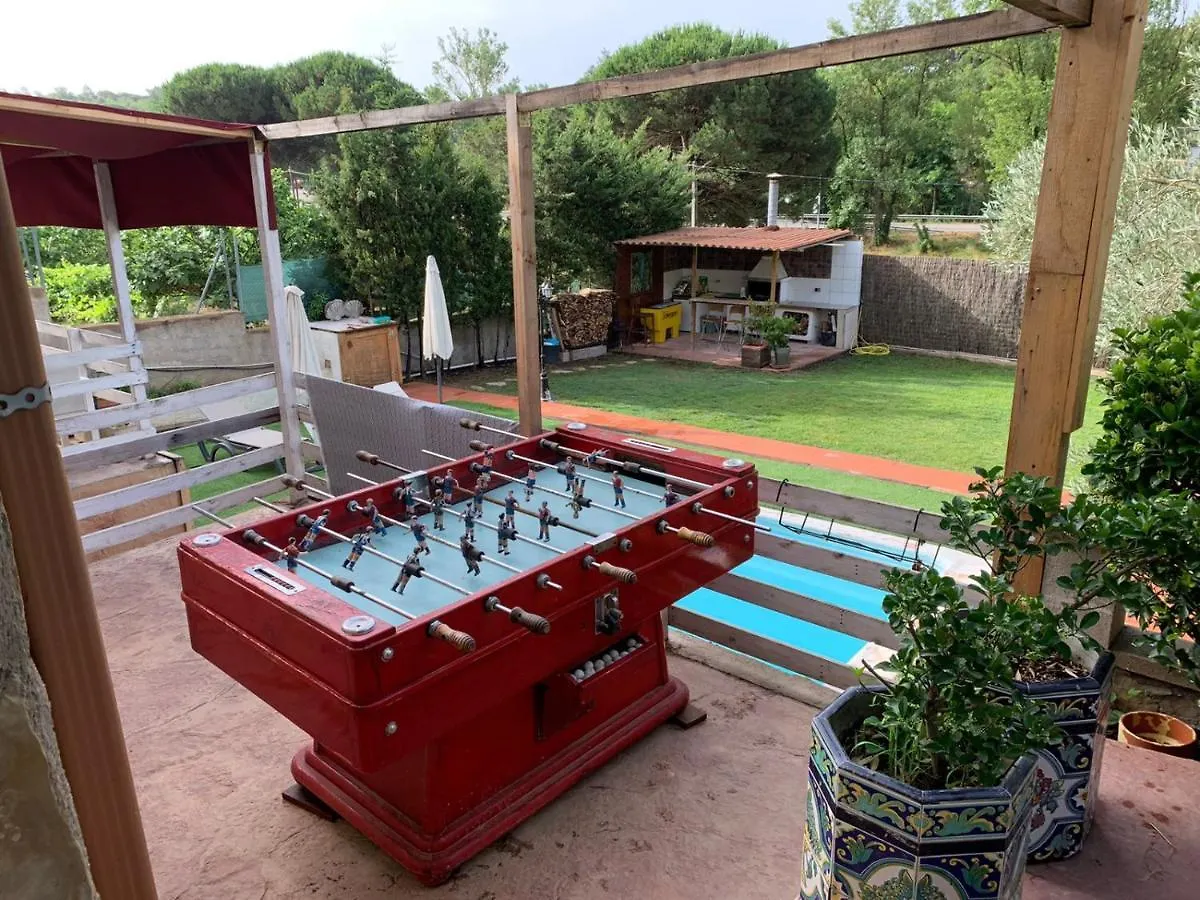 The Happy House Villa Mont Barbat Сasa de vacaciones